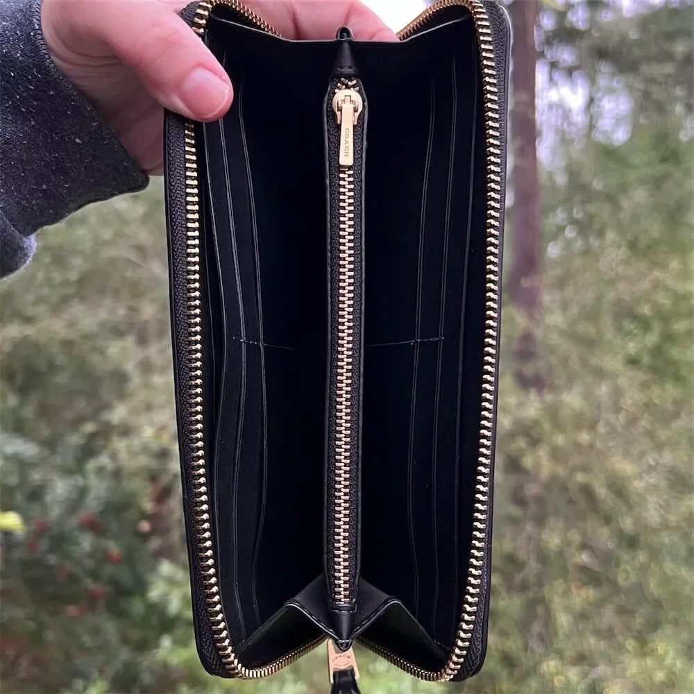 COACH BLACK Essential Slim Accordion Zip Wallet Smooth Leather w Gold Hardware - Picture 5 of 9